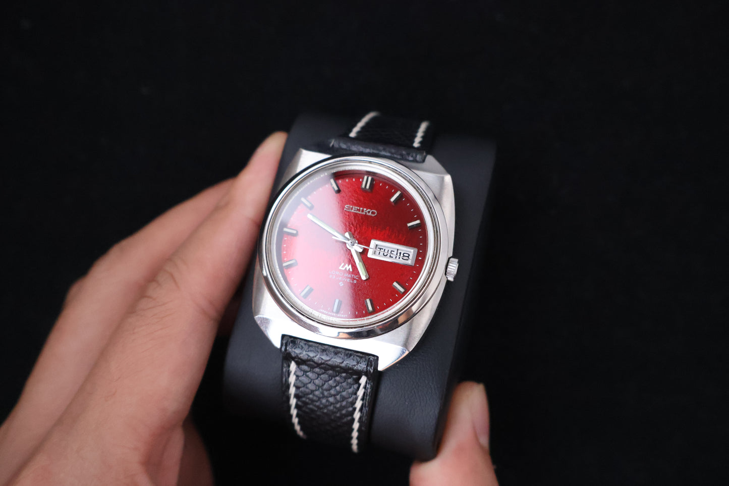 (SERVICED) Rare Vintage 1969 Seiko Lord Matic Red Dial 23 Jewels 5606-9030