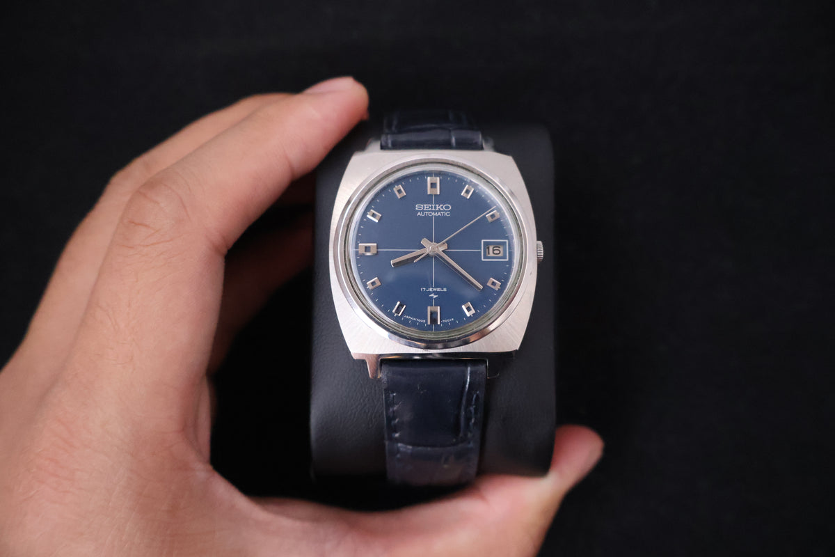 (SERVICED) Rare Vintage 1972 Seiko 17 Jewels Blue Dial 7005-7001
