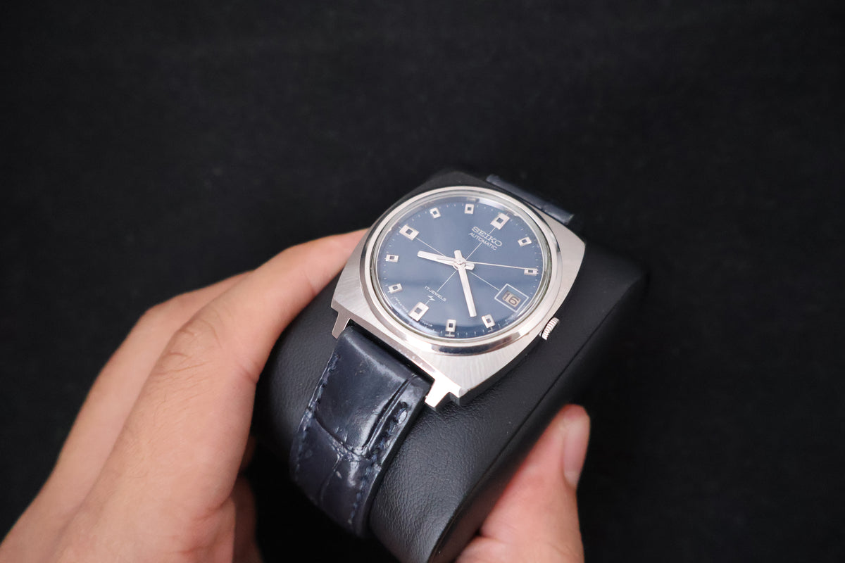 (SERVICED) Rare Vintage 1972 Seiko 17 Jewels Blue Dial 7005-7001