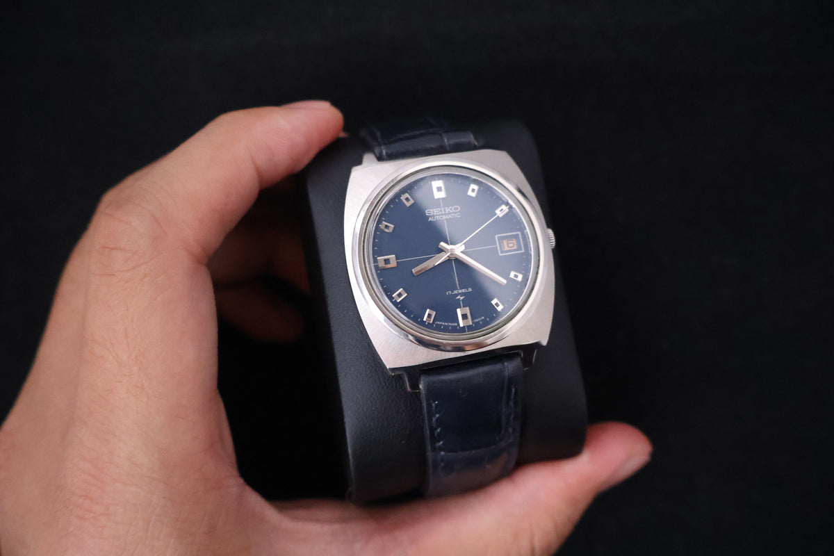 (SERVICED) Rare Vintage 1972 Seiko 17 Jewels Blue Dial 7005-7001