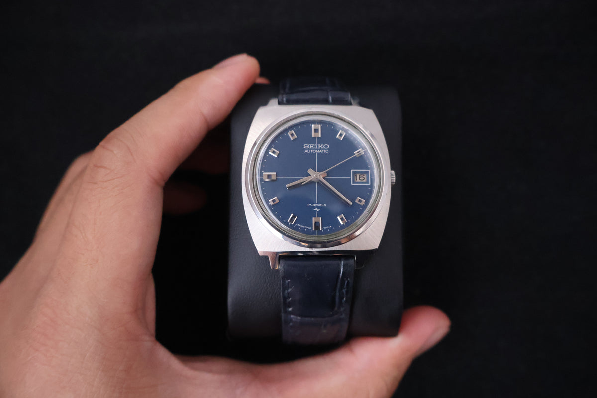 (SERVICED) Rare Vintage 1972 Seiko 17 Jewels Blue Dial 7005-7001