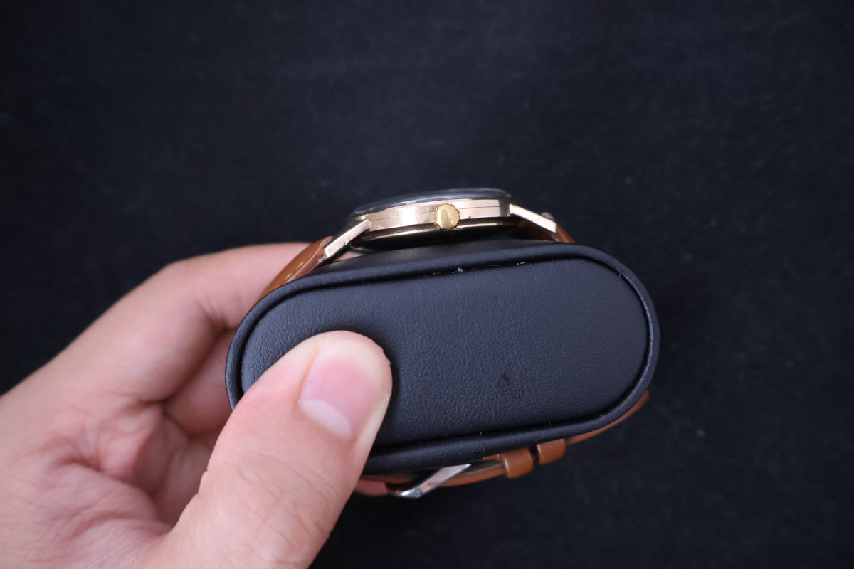 (SERVICED) Rare Vintage 1960s King Seiko First Gen Shield Medallion 14K Gold 25 Jewels - J14102E