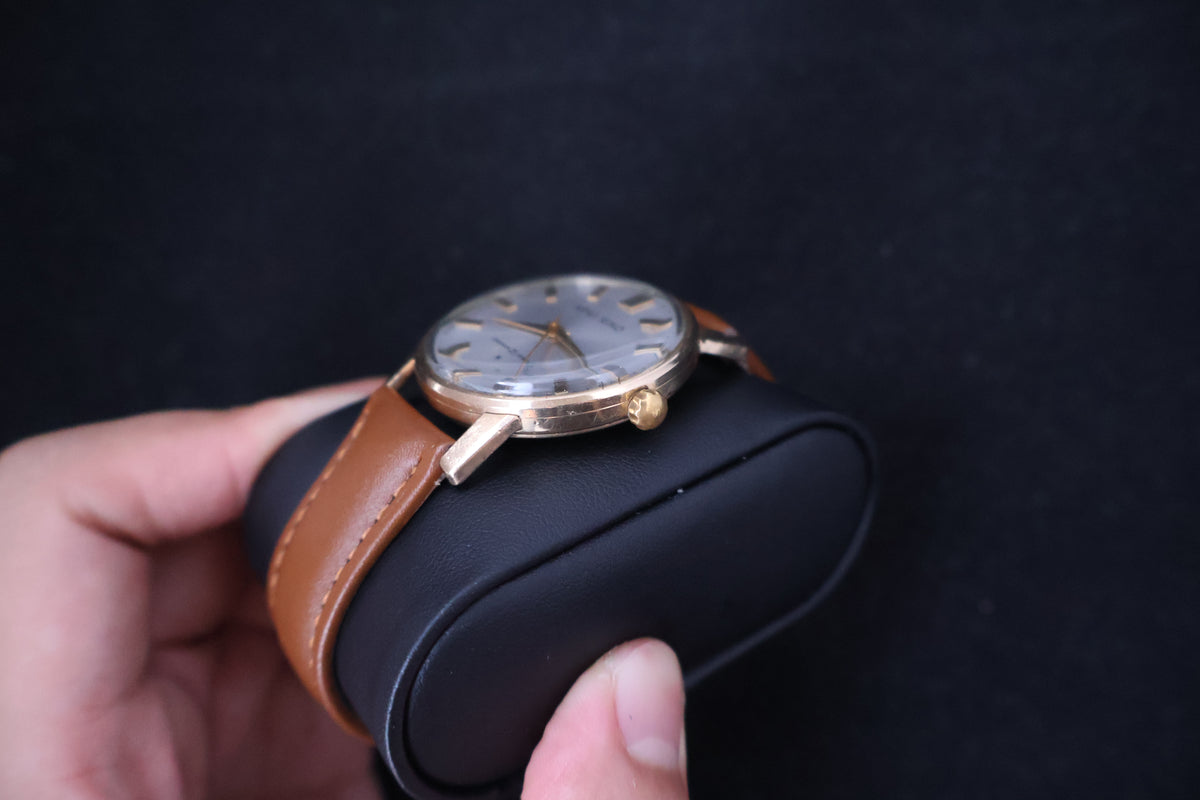 (SERVICED) Rare Vintage 1960s King Seiko First Gen Shield Medallion 14K Gold 25 Jewels - J14102E