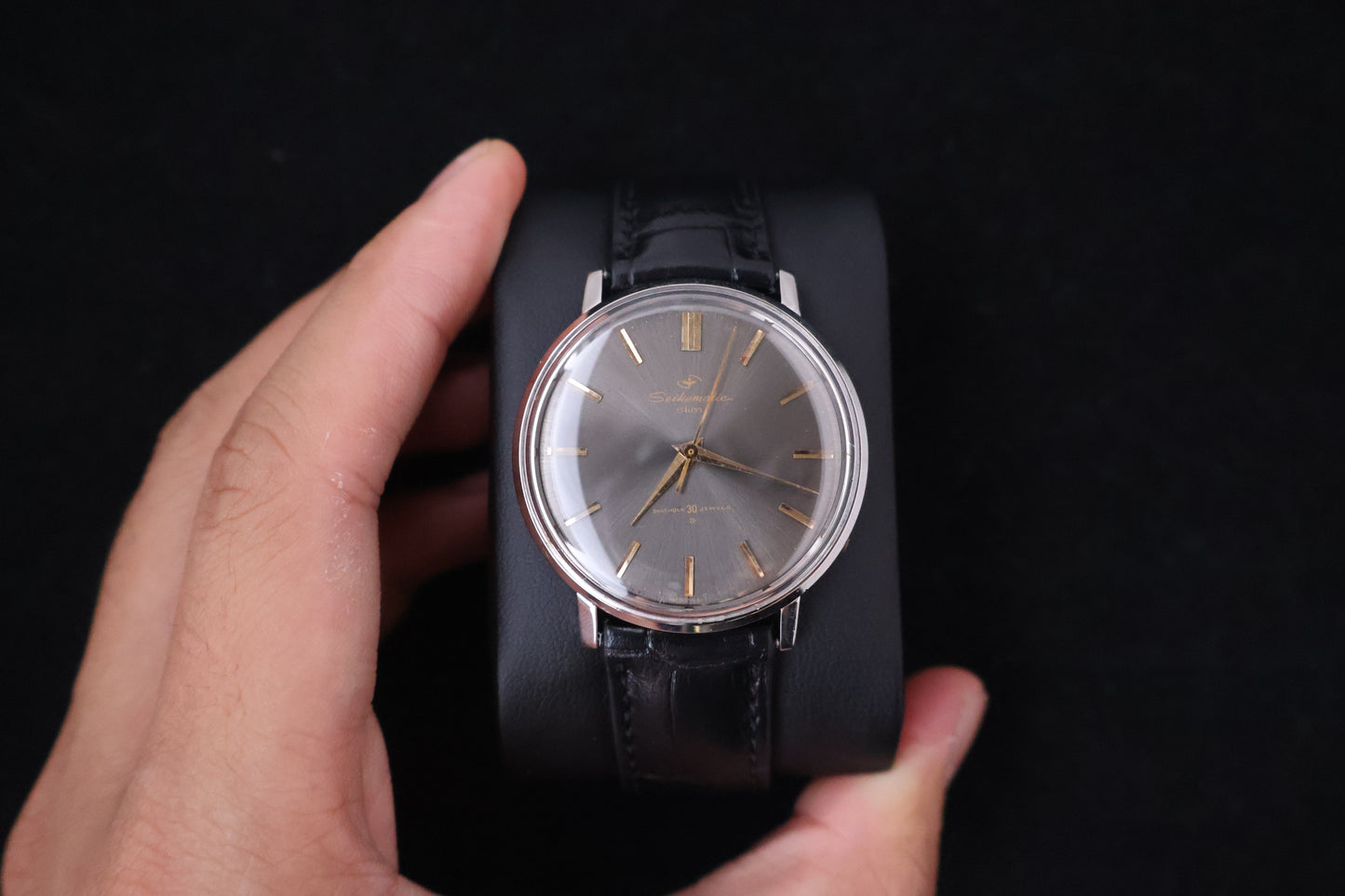 (SERVICED) Rare Vintage 1963 Seikomatic Slim 30 Jewels Black Dial - 830 15018