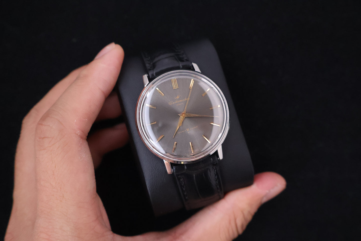 (SERVICED) Rare Vintage 1963 Seikomatic Slim 30 Jewels Black Dial - 830 15018