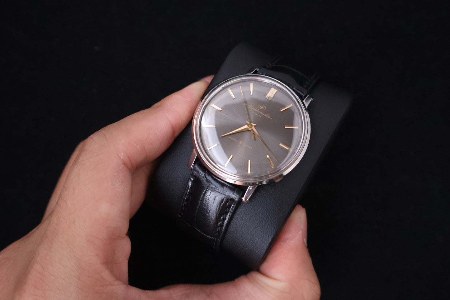 (SERVICED) Rare Vintage 1963 Seikomatic Slim 30 Jewels Black Dial - 830 15018
